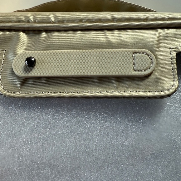 Lug Stagecoach Clear Stadium Crossbody  Bag Met Champagne NWOT - Picture 9 of 9